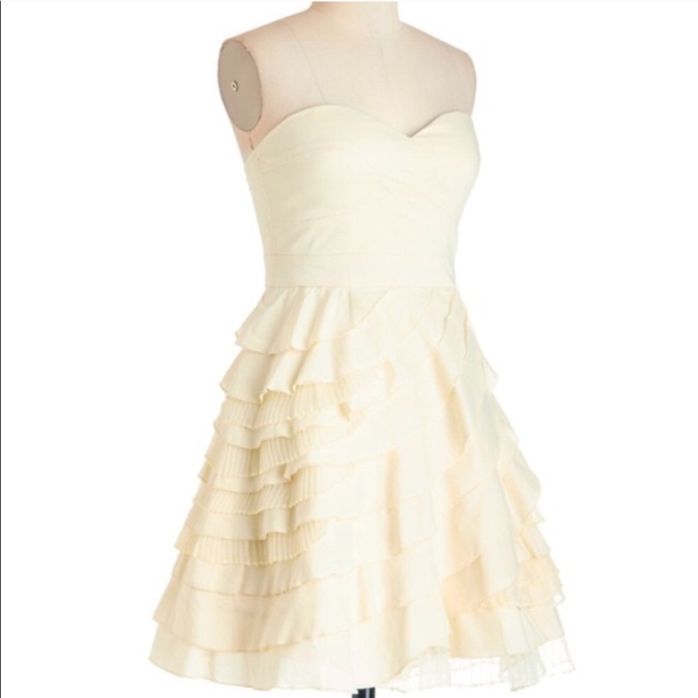 Modcloth Minuet Ivory Baklava Layered Dress - Picture 5 of 8